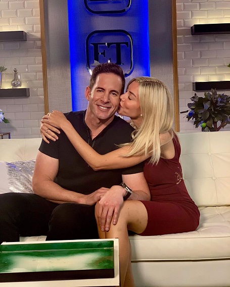 Tarek El Moussa got what was coming to him, a new lady to call his girlfriend.